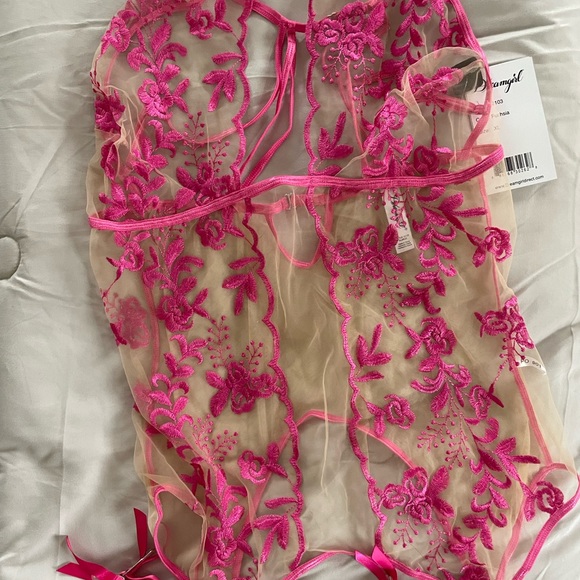 Brand new fuchsia mesh garter chemise lingerie set - Picture 3 of 6